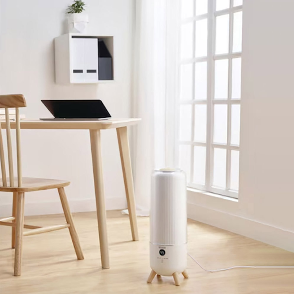 Black+Decker HM6000-B5 Digital Humidifier with Remote Control