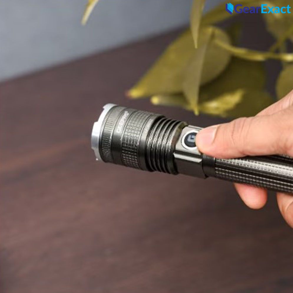 Geepas GFL4651Z Rechargeable Zoomable LED Flashlight and Torch Light